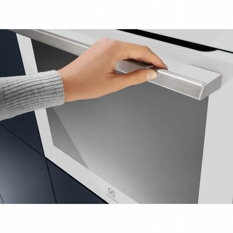  � ���� ���� 71 ���� Electrolux ���������� EOP6526V | ����������