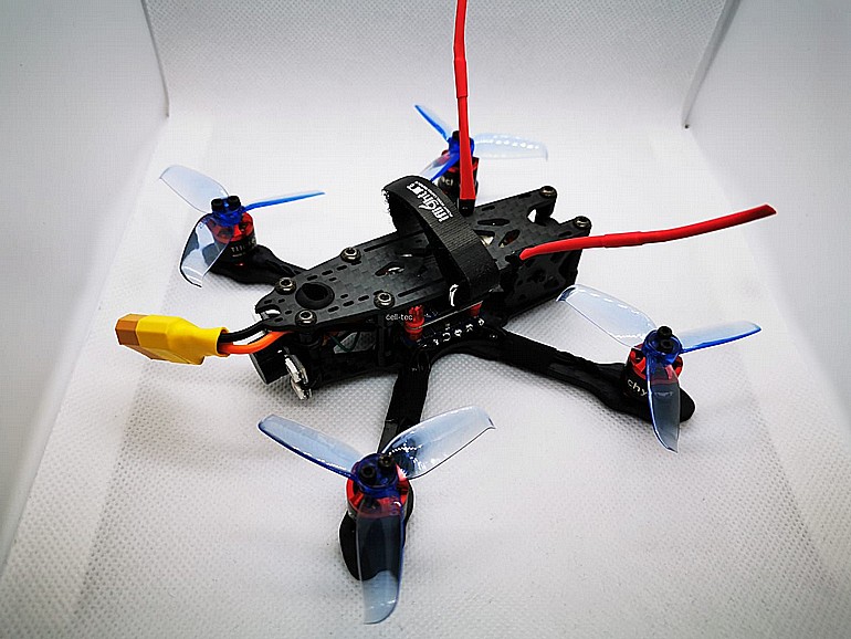 ���� ���� ������ ���� - RaceOne R1 V2 Lite 3inch iflight