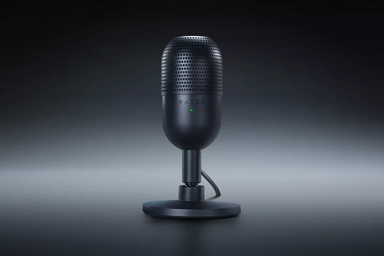 �������� �������� Razer Seiren V3 Mini �����