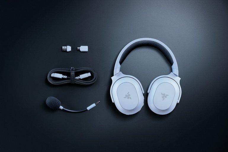 ������� Razer Barracuda X Chroma | �����